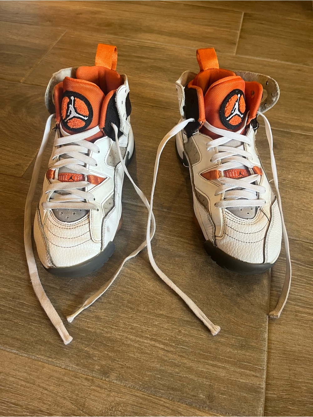 Jordan Kids White and Orange High-Top Sneakers - unisex